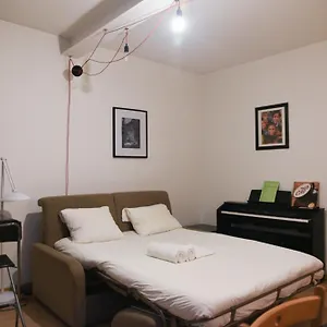https://35m-comfortable-near-montmartre.fr-paris.fr