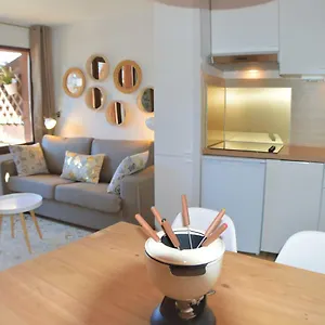 https://douchka-121-avoriaz.hotels-rhonealpes.com