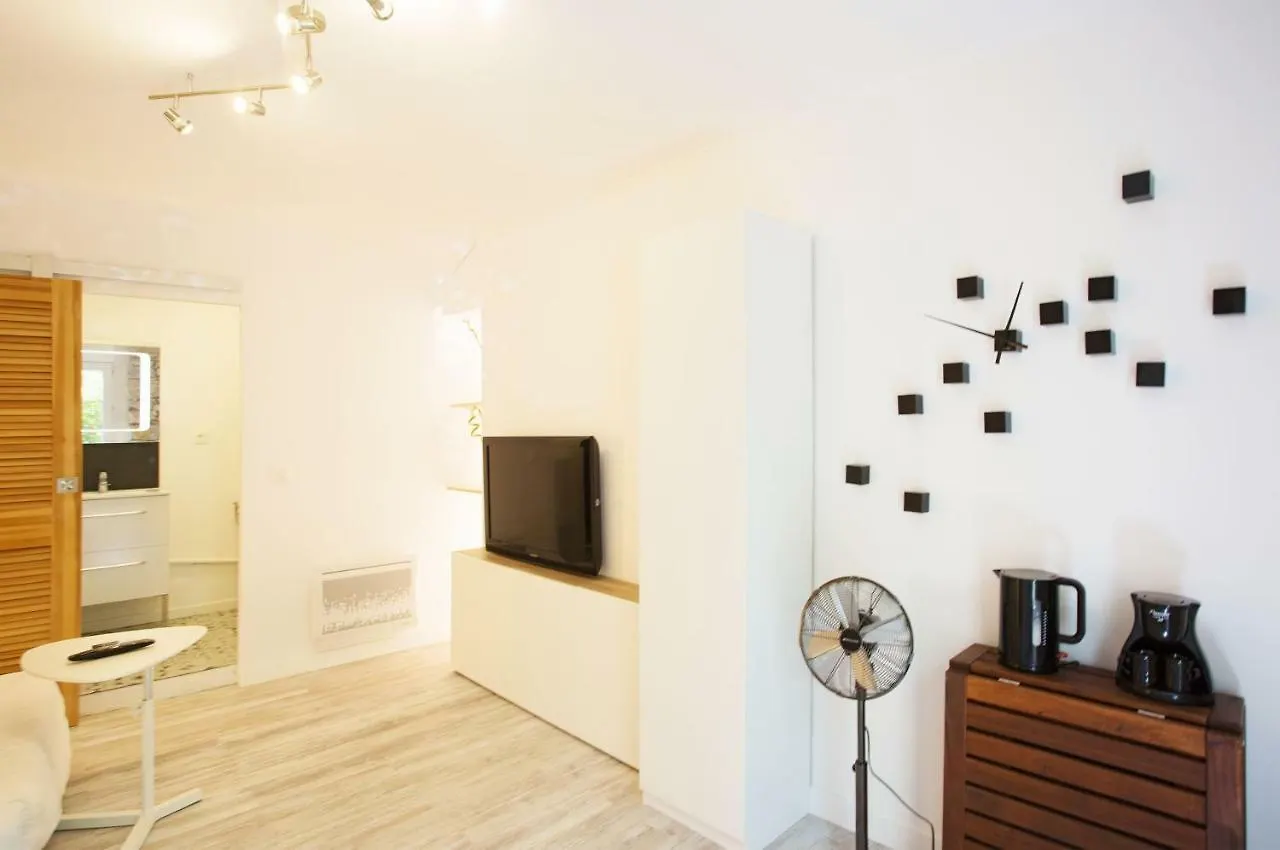 Gregbnb - Studio Climatise - Terrasse & Parking Prive Toulon Daire