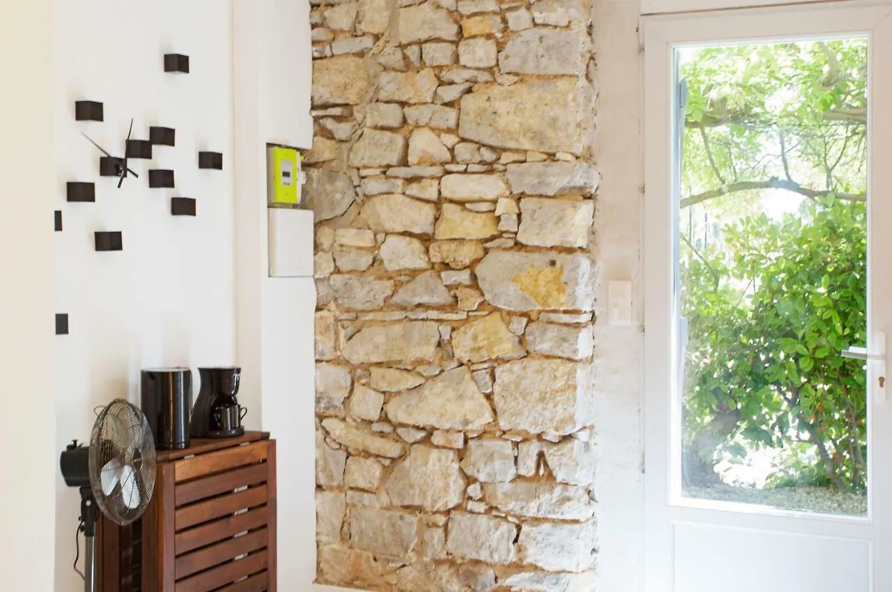 Gregbnb - Studio Climatise - Terrasse & Parking Prive Toulon Daire