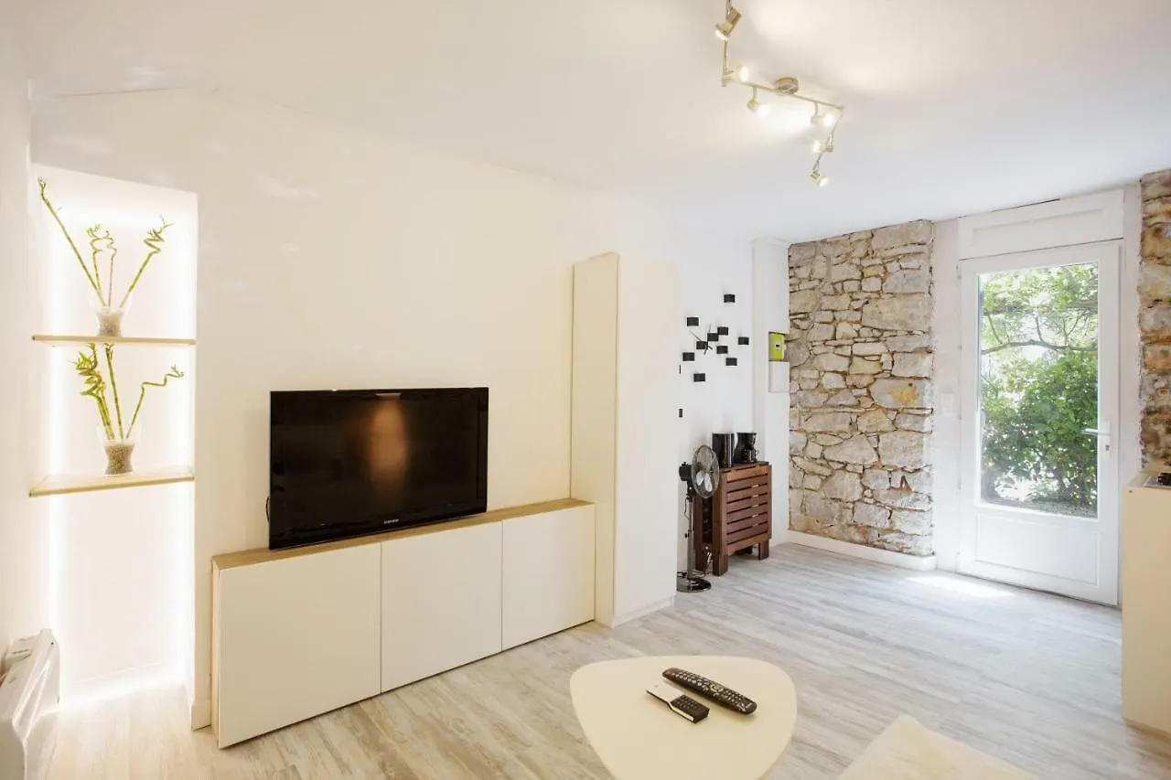 Gregbnb - Studio Climatise - Terrasse & Parking Prive Toulon 0*,  Fransa
